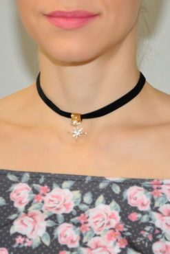 Choker με αστεράκι και στρας